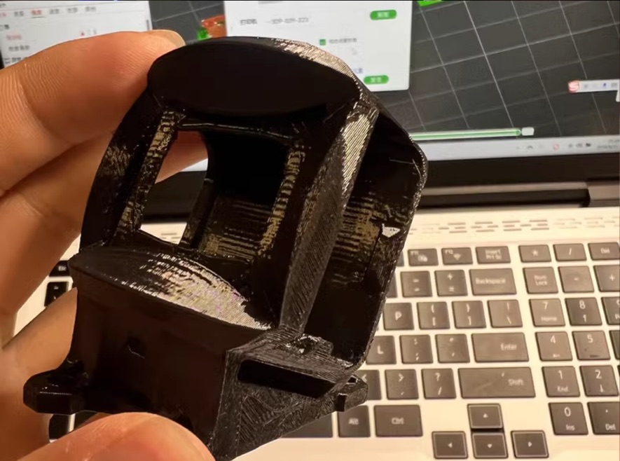 A kind of flexible sports camera protective cover bracket